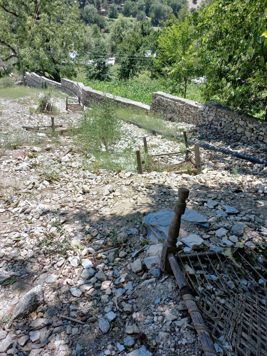 Brun graveyard (debris flow)