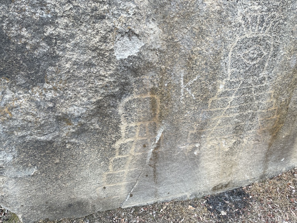 rock shelter 5 and rock painting_ Stupa 3